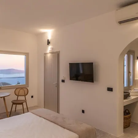Murati Caldera View فندق فِروستيفاني